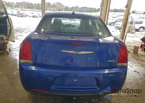 2019 Chrysler 300 S z USA, uszkodzony, nr VIN 2C3CCABG4KH559669
